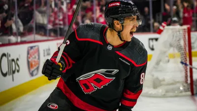 Teuvo Teräväinen explains why he wanted to return to Chicago