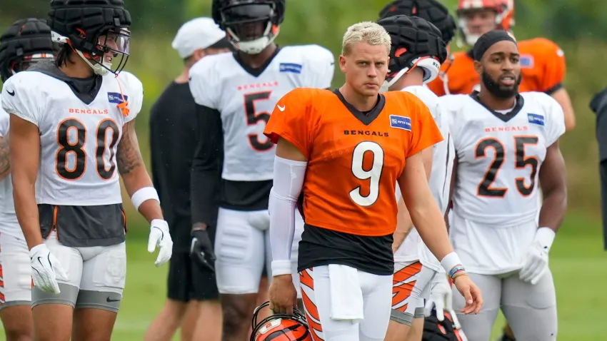 Cincinnati Bengals quarterback Joe Burrow (9) walks between sessions at the Chicago Bears Halas Hall practice facility in Lake Forest, Ill., on Thursday, Aug. 15, 2024.