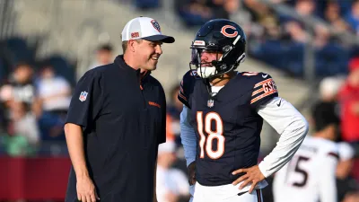 How Bears offense is working on communication