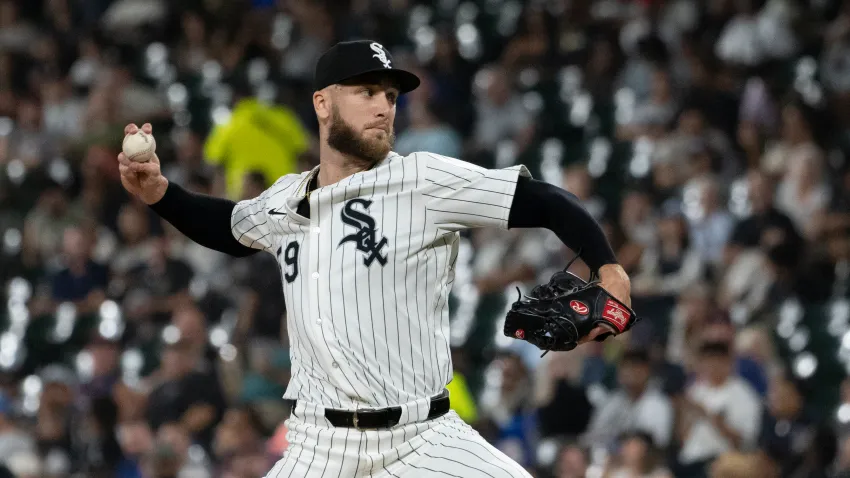 Sep 10, 2024; Chicago, Illinois, USA;  Chicago White Sox pitcher Sean Burke (59) makes his major league debut during the seventh inning against the Cleveland Guardians at Guaranteed Rate Field. Mandatory Credit: Matt Marton-Imagn Images