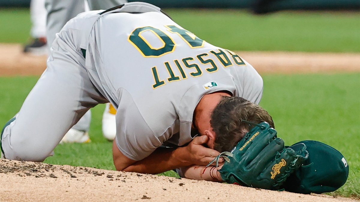 Starting pitcher Jeff Samardzija of the Chicago White Sox sits in the