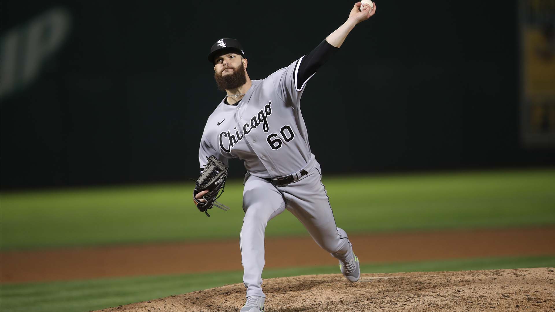 White Sox News: Luis Robert Jr. was named as a Gold Glove Award