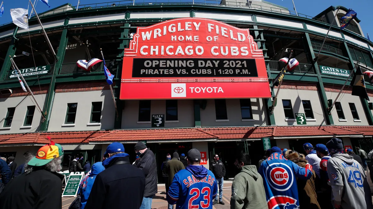 12 Best Chicago Cubs Fans ideas  chicago cubs fans, cubs fan
