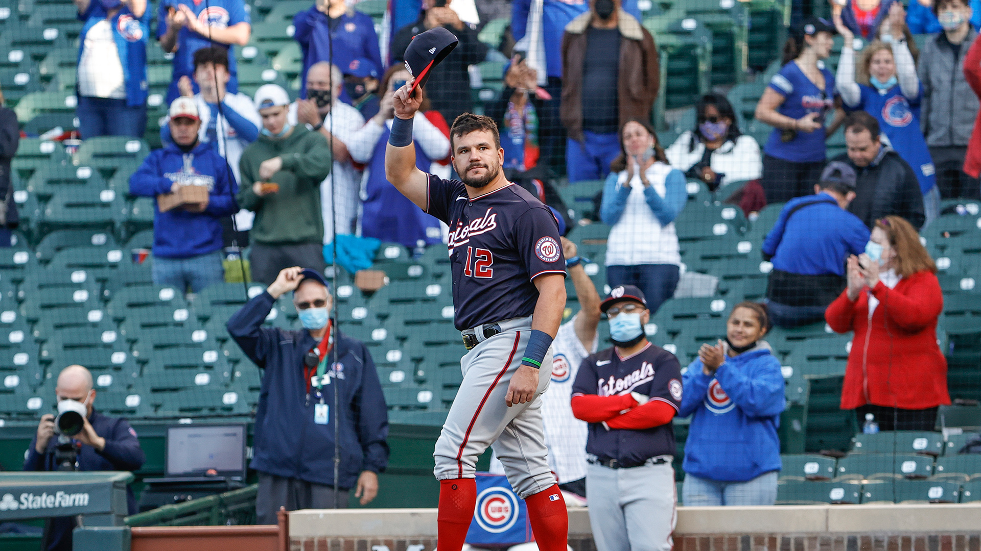 Cubs: 3 reasons chasing Kris Bryant this offseason is a bad idea