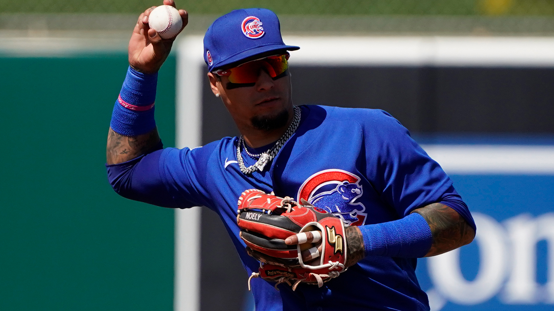 WATCH: Javy Baez on his 'El Mago' play of the year