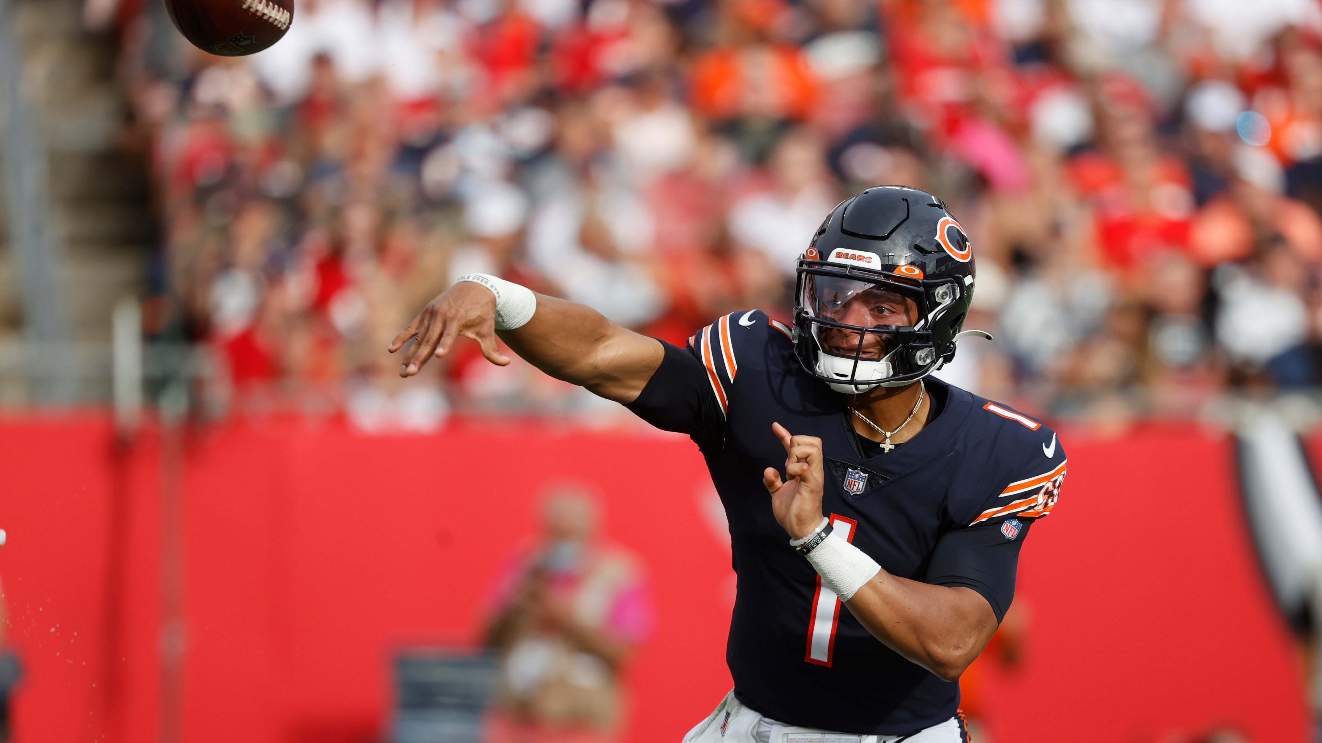 Alex Shapiro: A lot riding on Bears' Braxton Jones this year