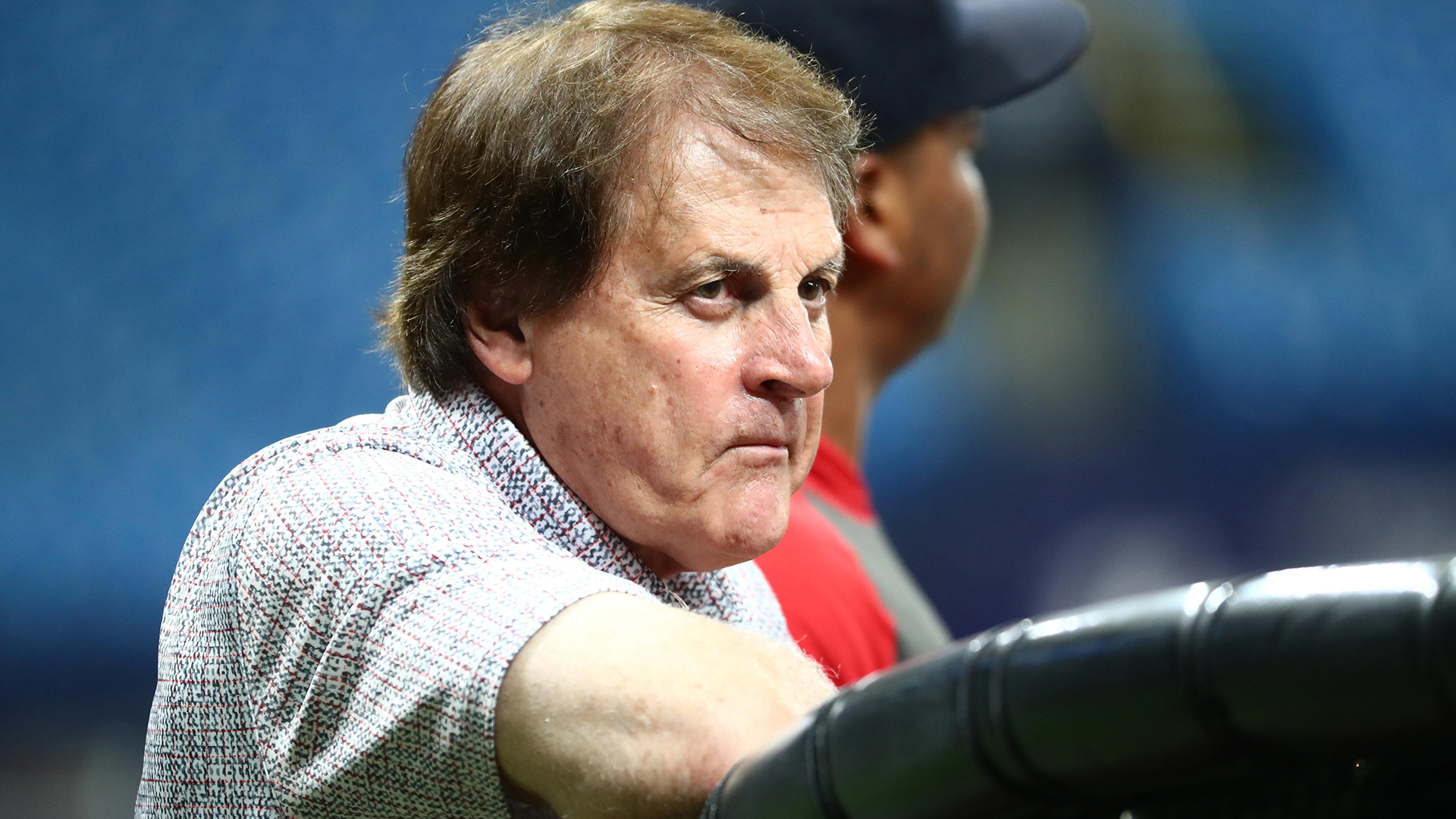 Chicago White Sox's Tony La Russa rebuffs idea that fan pushed him to use  pinch runner, jokes 'Make his day, tell him I heard him' - ESPN